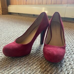 Franco Sarto Suede Pumps
